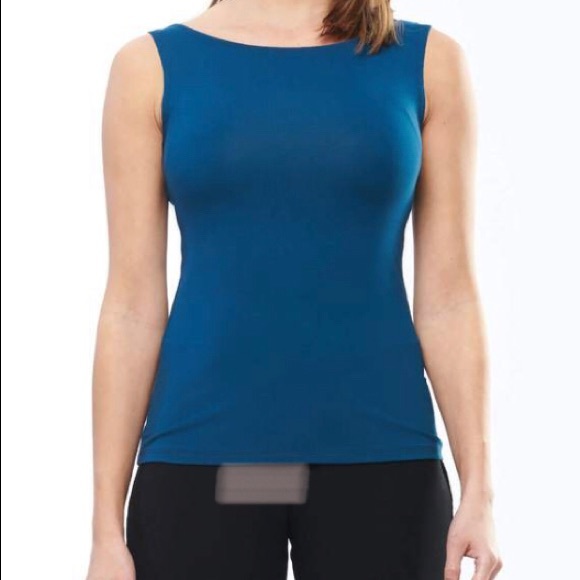 Miik Lea Reversible Tank - Picture 3 of 3